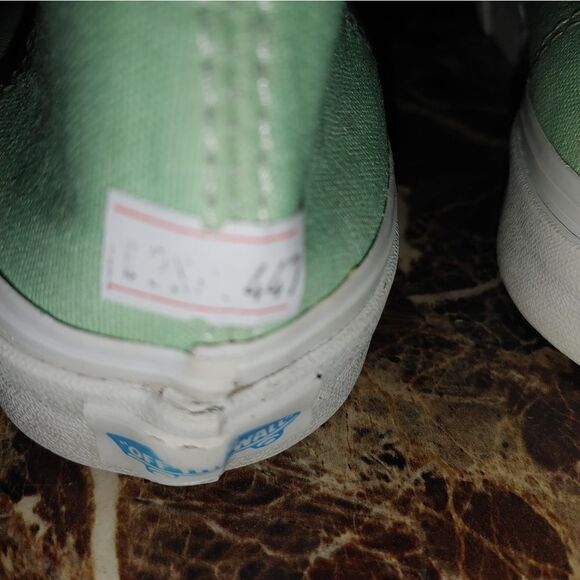 Vans women's Off The Wall skateboard shoes sneaker size 7.5.   447 - Picture 11 of 11